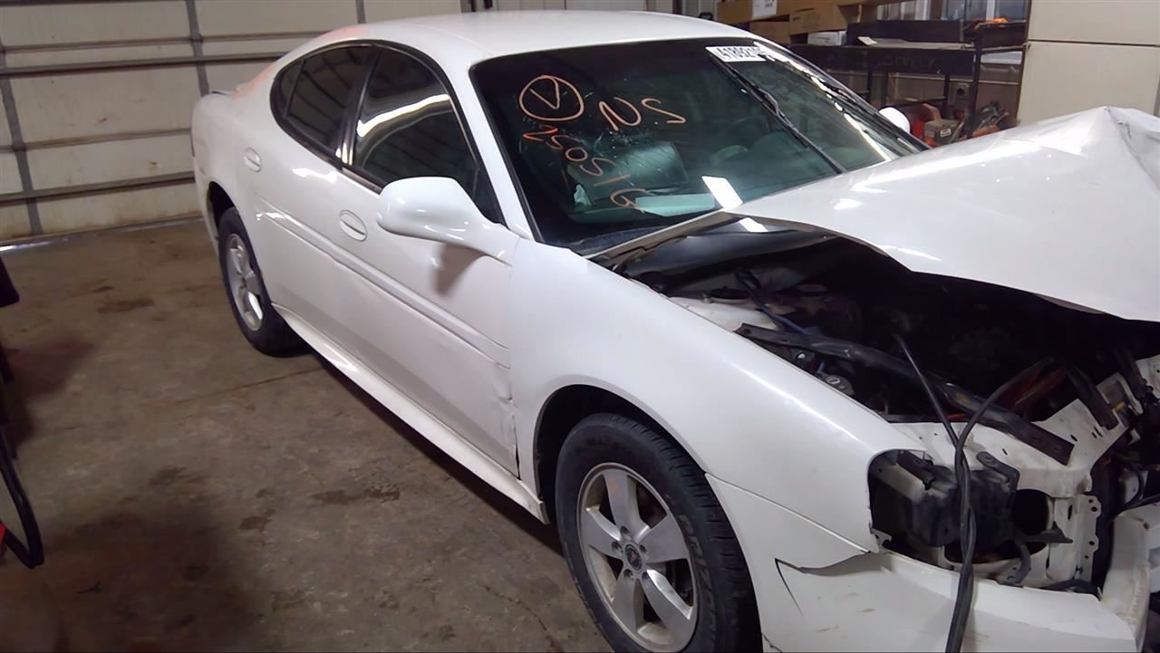 https://f005.backblazeb2.com/file/img-partshotlines-com/Inventory/MA178/Vehicle/9266_12.jpg