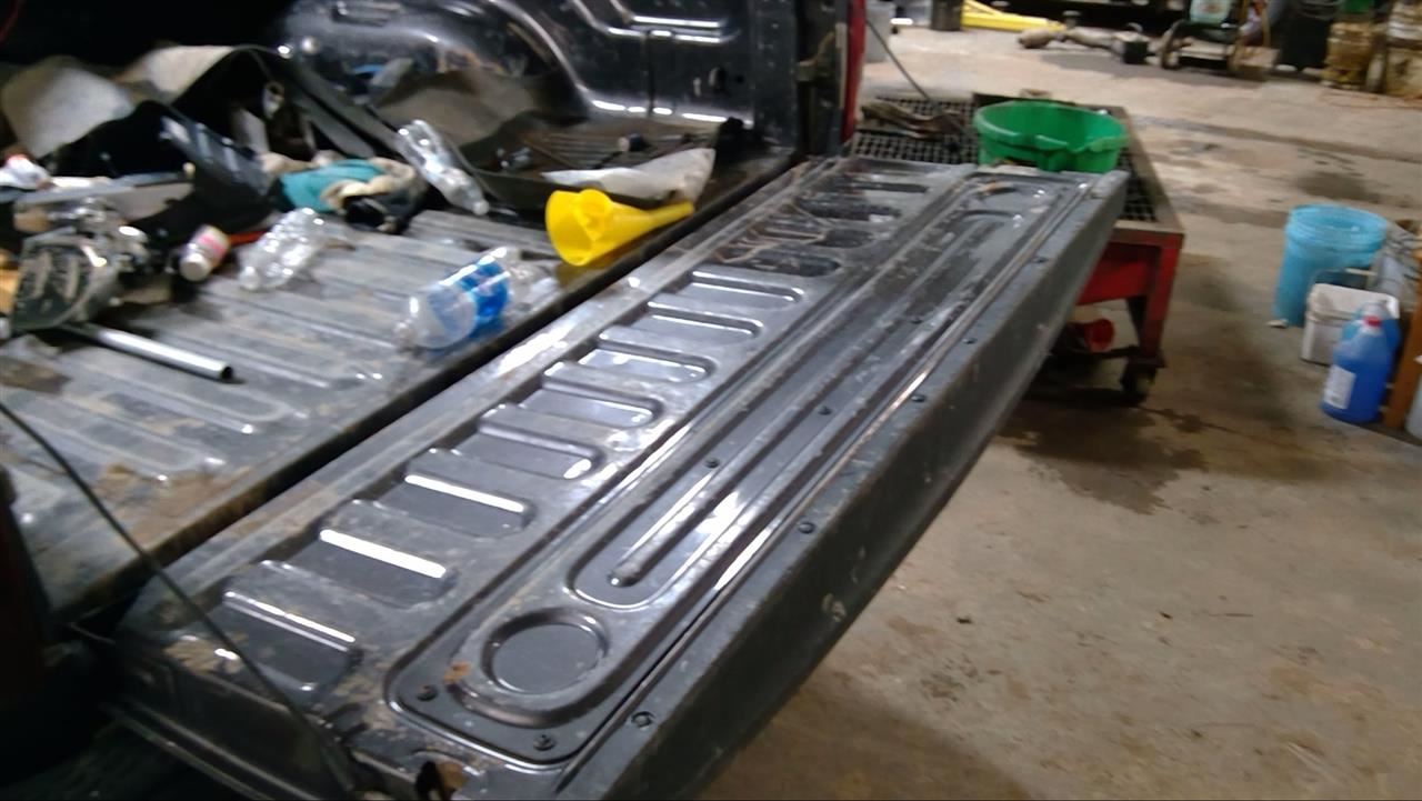 https://f005.backblazeb2.com/file/img-partshotlines-com/Inventory/MA178/Vehicle/9525_12.jpg