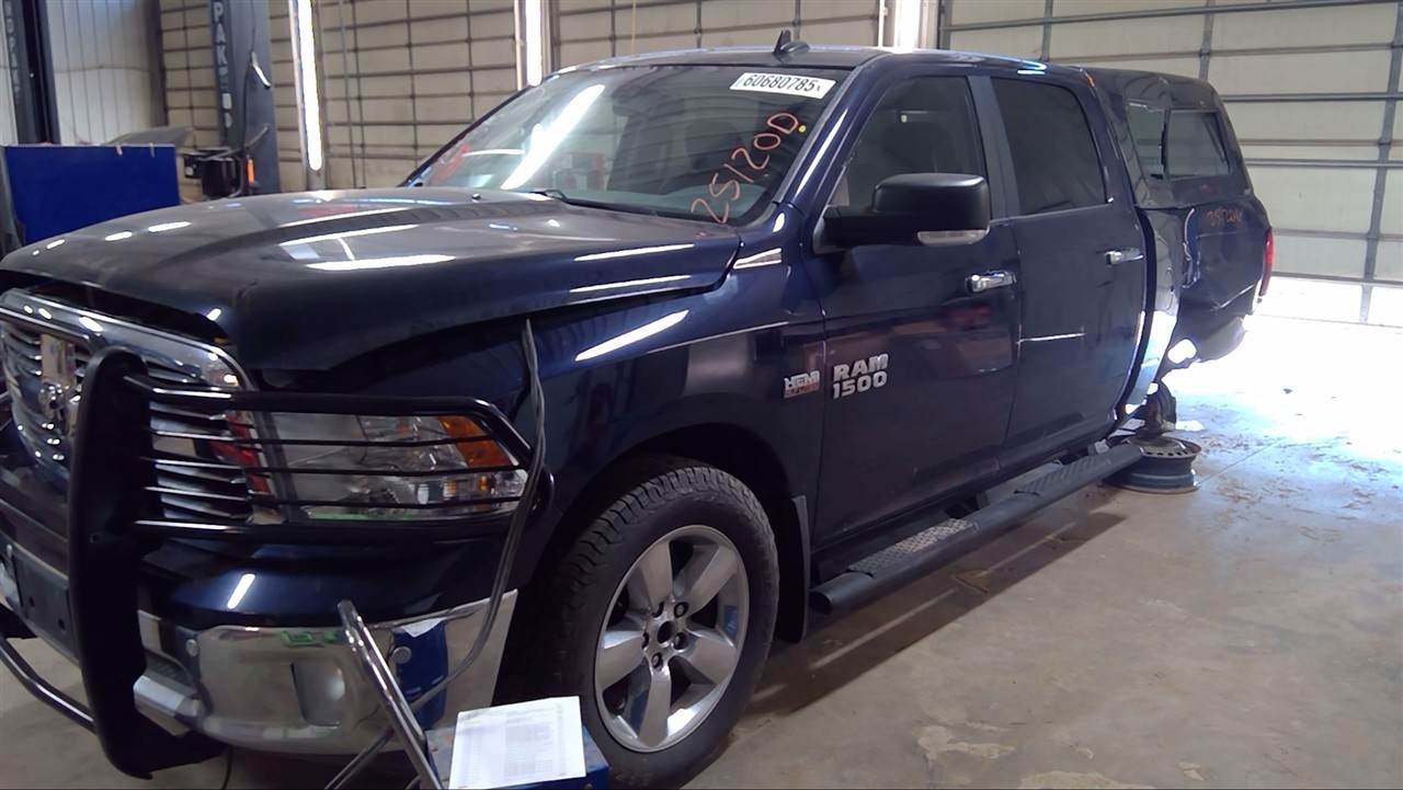 https://f005.backblazeb2.com/file/img-partshotlines-com/Inventory/MA178/Vehicle/9928_01.jpg