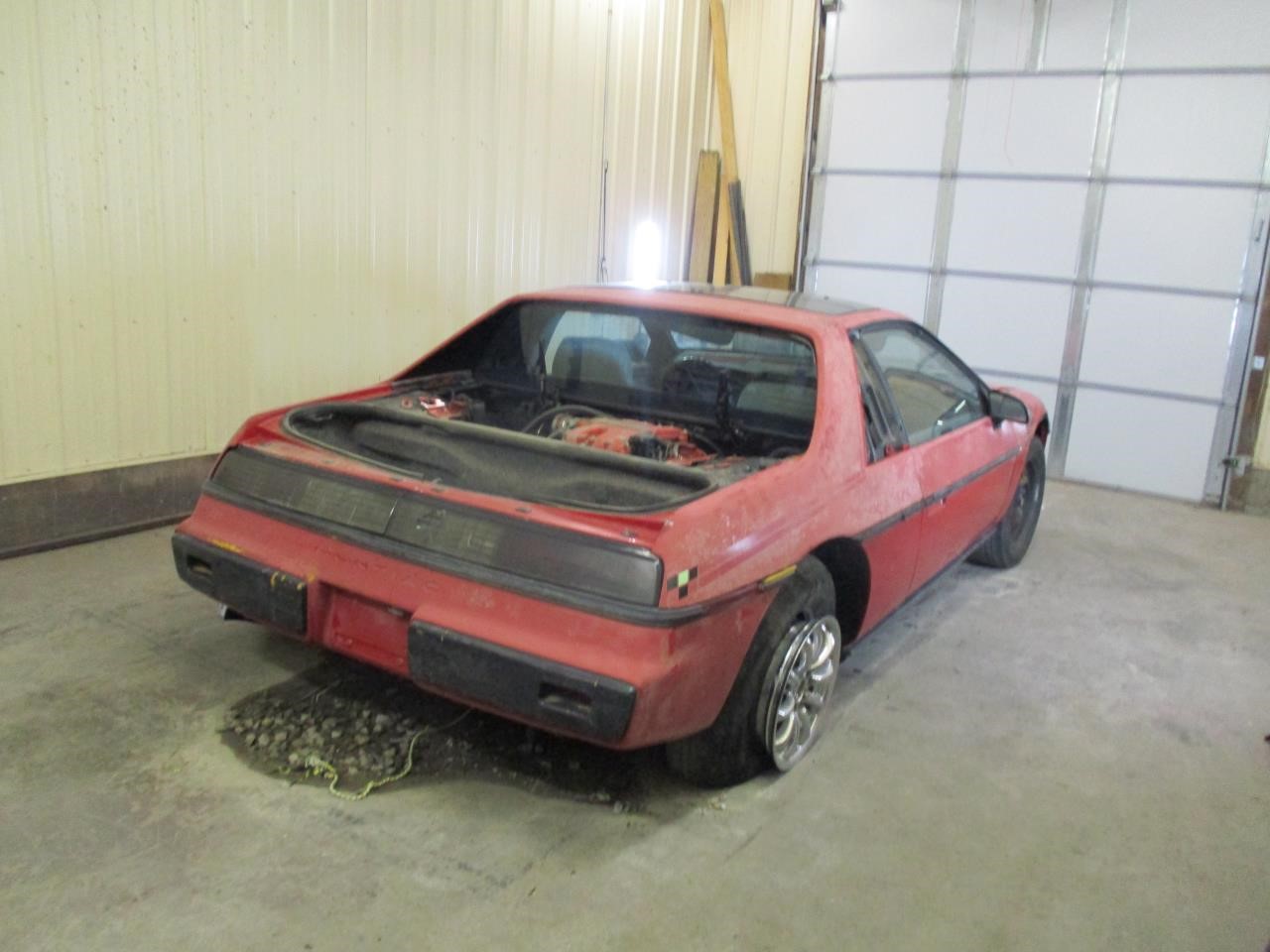 https://f005.backblazeb2.com/file/img-partshotlines-com/Inventory/MA185/Vehicle/101242_12.jpg