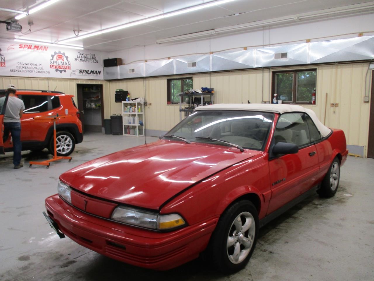 https://f005.backblazeb2.com/file/img-partshotlines-com/Inventory/MA185/Vehicle/108376_01.jpg