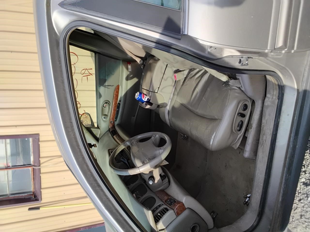 https://f005.backblazeb2.com/file/img-partshotlines-com/Inventory/MA194/Vehicle/18420_08.jpg