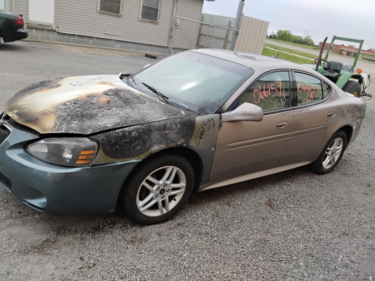 https://f005.backblazeb2.com/file/img-partshotlines-com/Inventory/MA194/Vehicle/19503_07.jpg