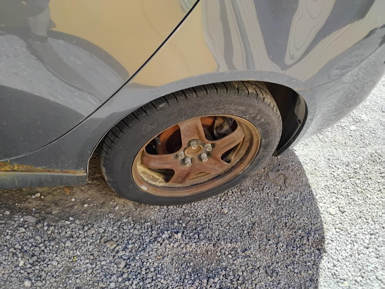 https://f005.backblazeb2.com/file/img-partshotlines-com/Inventory/MA194/Vehicle/19719_08.jpg