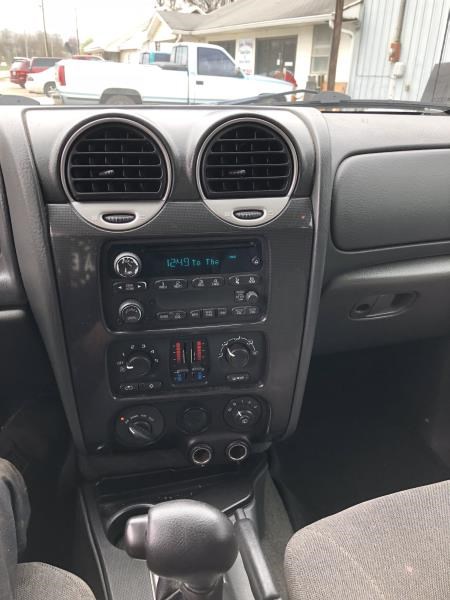 https://f005.backblazeb2.com/file/img-partshotlines-com/Inventory/MA214/Vehicle/12669_09.jpg