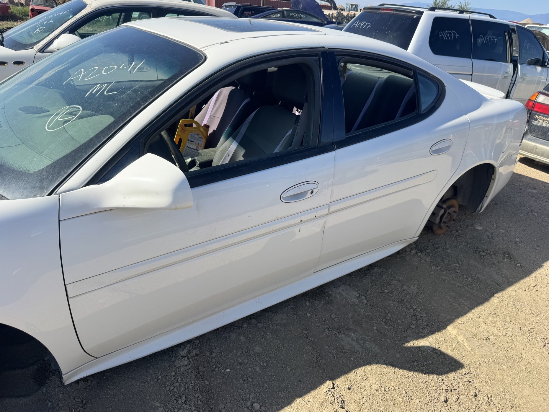 https://f005.backblazeb2.com/file/img-partshotlines-com/Inventory/MA309/Vehicle/6923_01.jpg