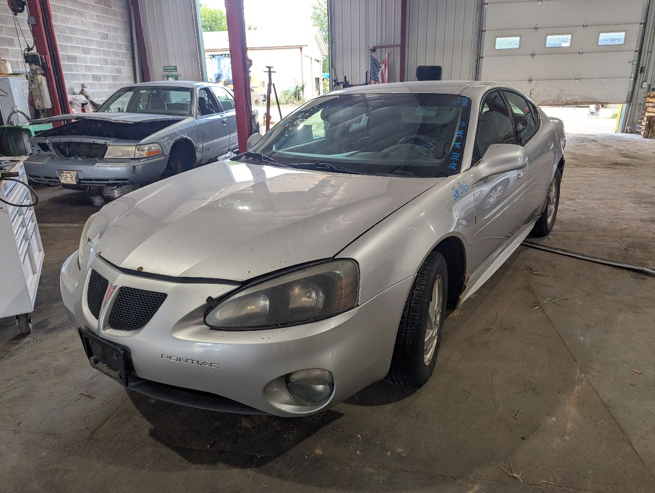 https://f005.backblazeb2.com/file/img-partshotlines-com/Inventory/MA361/Vehicle/16378_01.jpg
