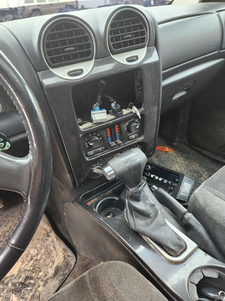 https://f005.backblazeb2.com/file/img-partshotlines-com/Inventory/MA385/Vehicle/10135_11.jpg