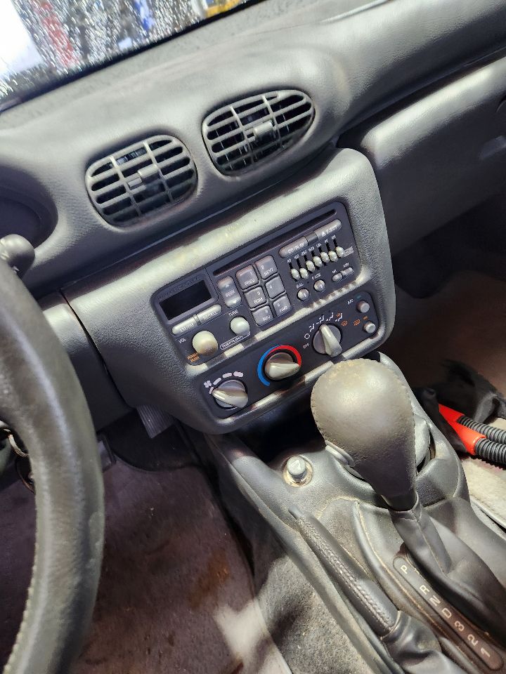 https://f005.backblazeb2.com/file/img-partshotlines-com/Inventory/MA385/Vehicle/10370_12.jpg