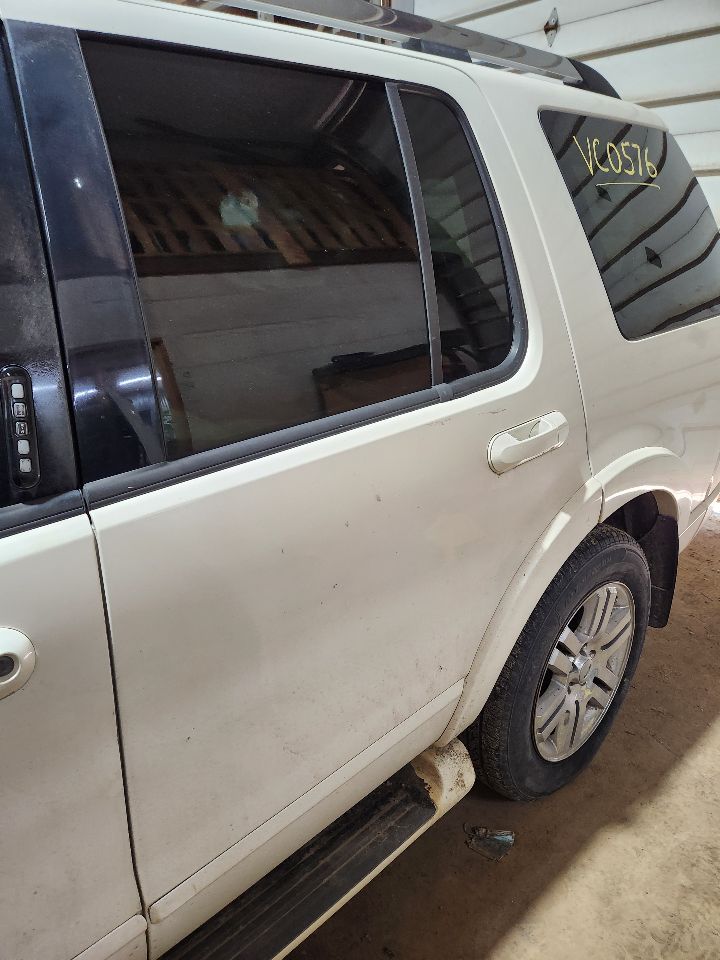 https://f005.backblazeb2.com/file/img-partshotlines-com/Inventory/MA385/Vehicle/10723_06.jpg