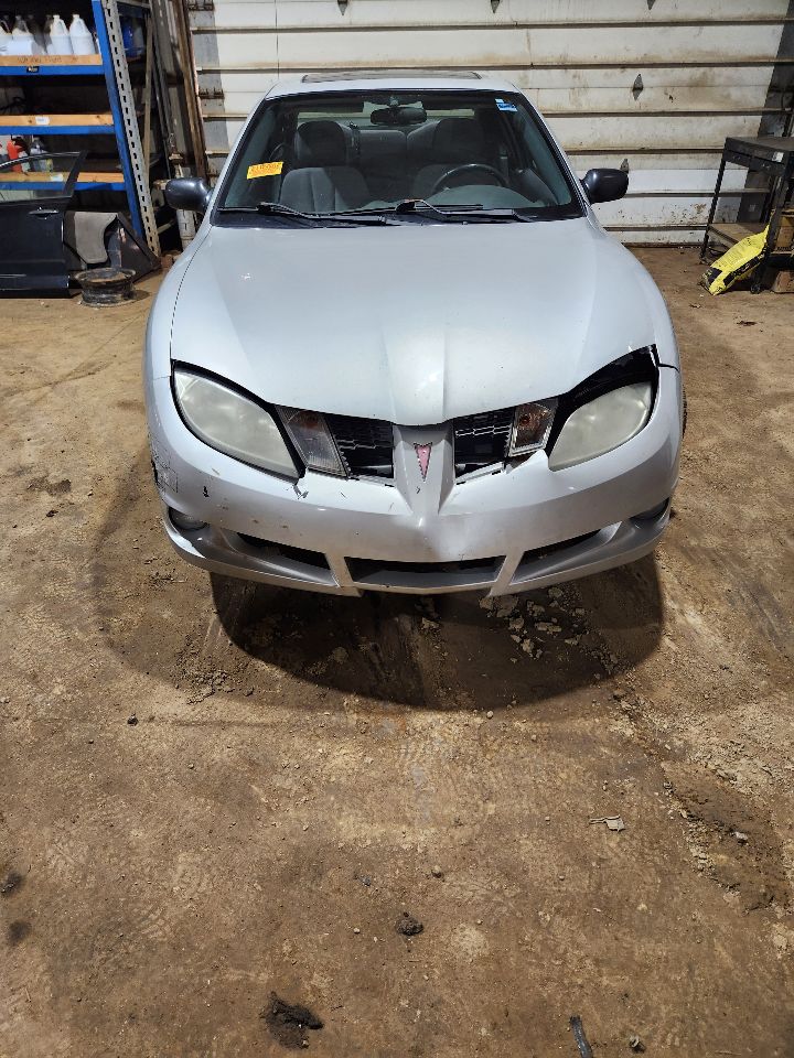 https://f005.backblazeb2.com/file/img-partshotlines-com/Inventory/MA385/Vehicle/10727_02.jpg