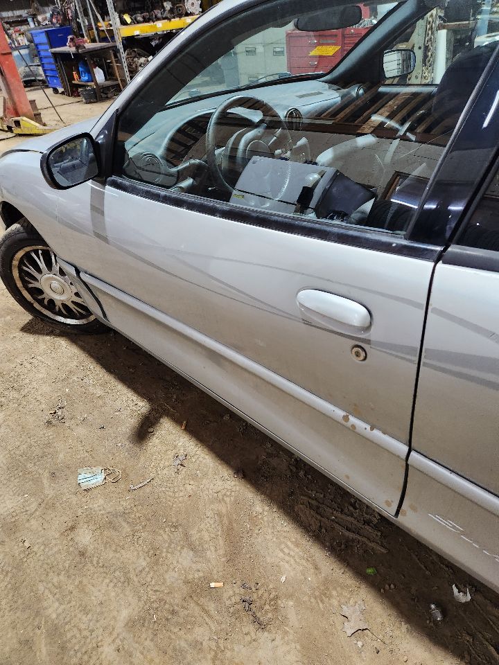 https://f005.backblazeb2.com/file/img-partshotlines-com/Inventory/MA385/Vehicle/10727_07.jpg