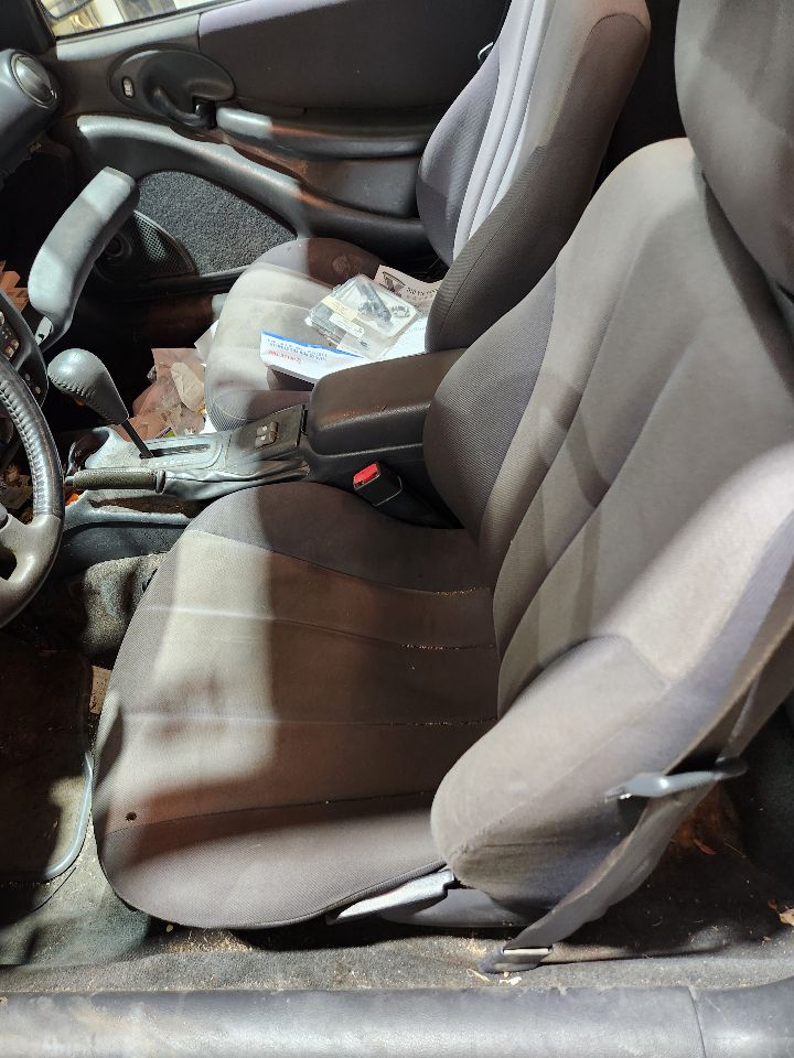 https://f005.backblazeb2.com/file/img-partshotlines-com/Inventory/MA385/Vehicle/10727_10.jpg