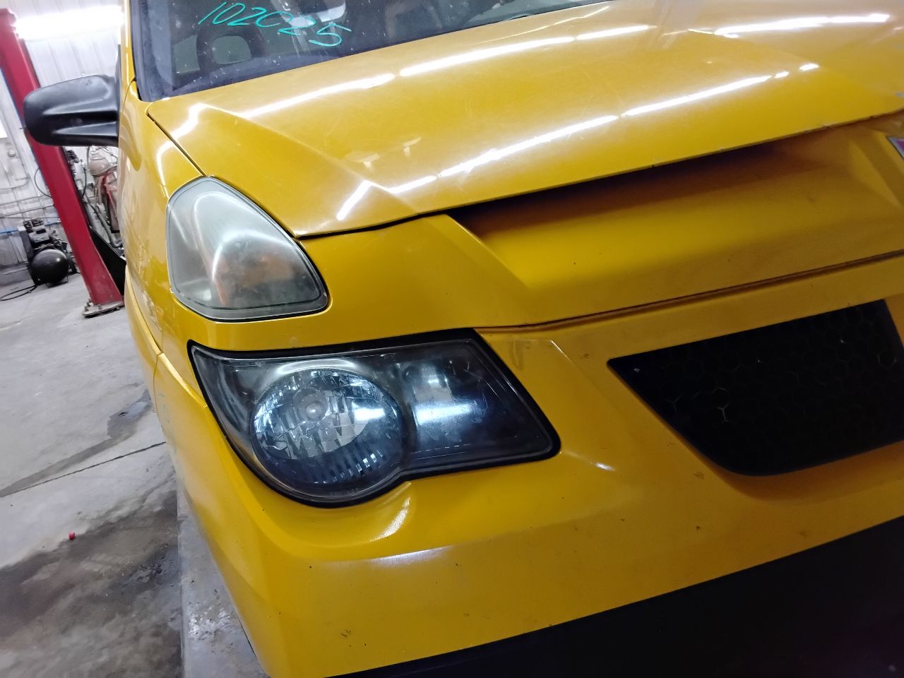 https://f005.backblazeb2.com/file/img-partshotlines-com/Inventory/MA472/Vehicle/28292_08.jpg