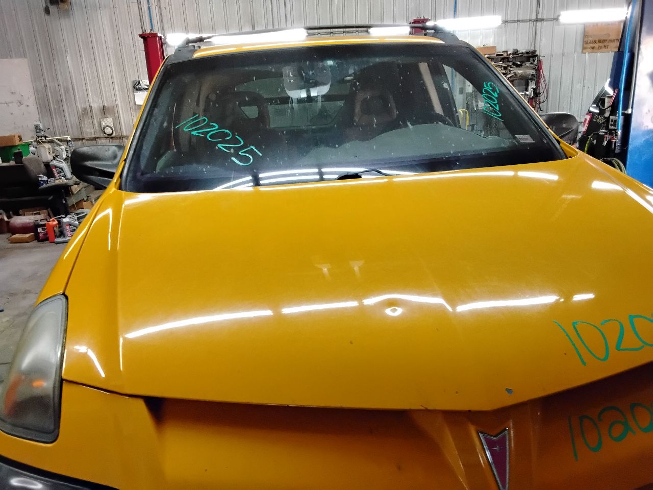 https://f005.backblazeb2.com/file/img-partshotlines-com/Inventory/MA472/Vehicle/28292_09.jpg