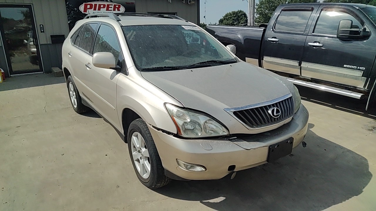 https://f005.backblazeb2.com/file/img-partshotlines-com/Inventory/MA472/Vehicle/30255_04.jpg