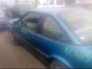 https://f005.backblazeb2.com/file/img-partshotlines-com/Inventory/MA528/Vehicle/29444_04.jpg