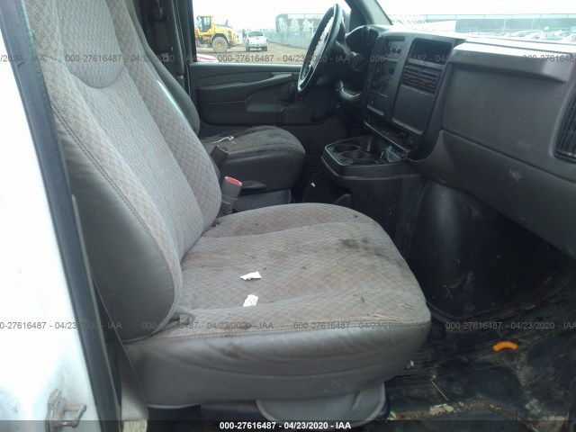 https://f005.backblazeb2.com/file/img-partshotlines-com/Inventory/MA528/Vehicle/45123_05.jpg