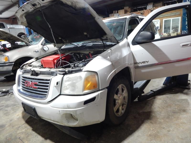 https://f005.backblazeb2.com/file/img-partshotlines-com/Inventory/MA705/Vehicle/17178_01.jpg