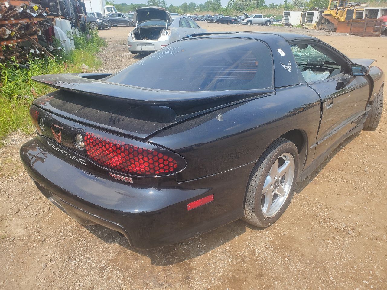 https://f005.backblazeb2.com/file/img-partshotlines-com/Inventory/MA726/Vehicle/40126_07.jpg