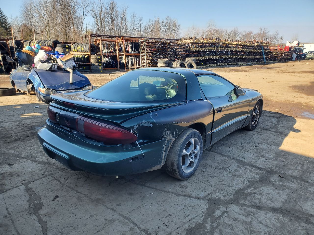 https://f005.backblazeb2.com/file/img-partshotlines-com/Inventory/MA726/Vehicle/41946_07.jpg