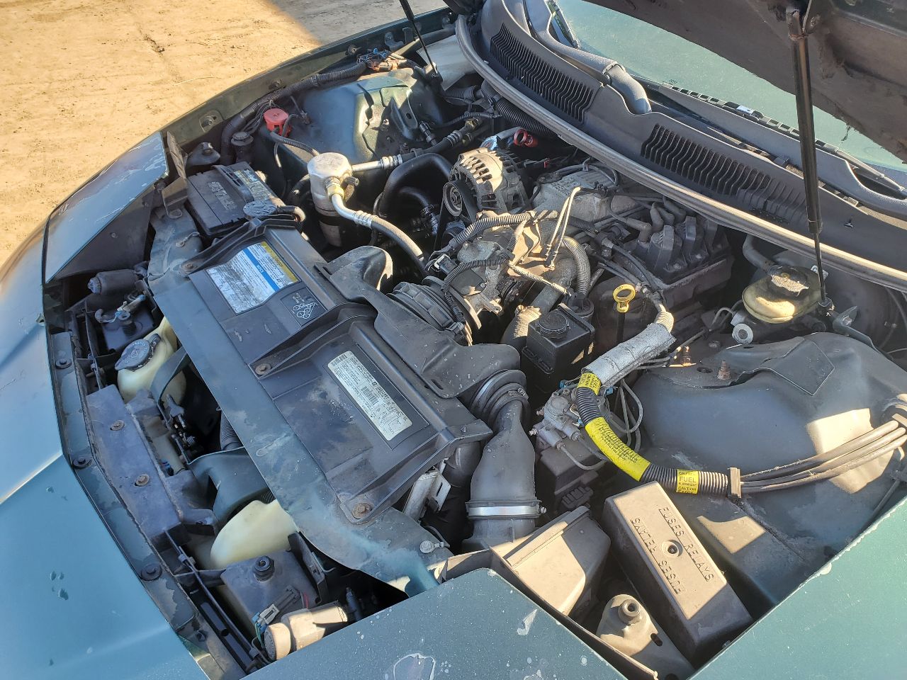 https://f005.backblazeb2.com/file/img-partshotlines-com/Inventory/MA726/Vehicle/41946_11.jpg