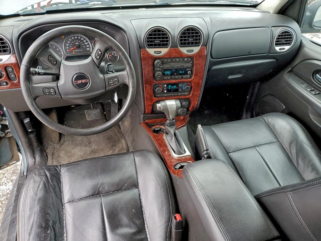 https://f005.backblazeb2.com/file/img-partshotlines-com/Inventory/MA734/Vehicle/23535_08.jpg