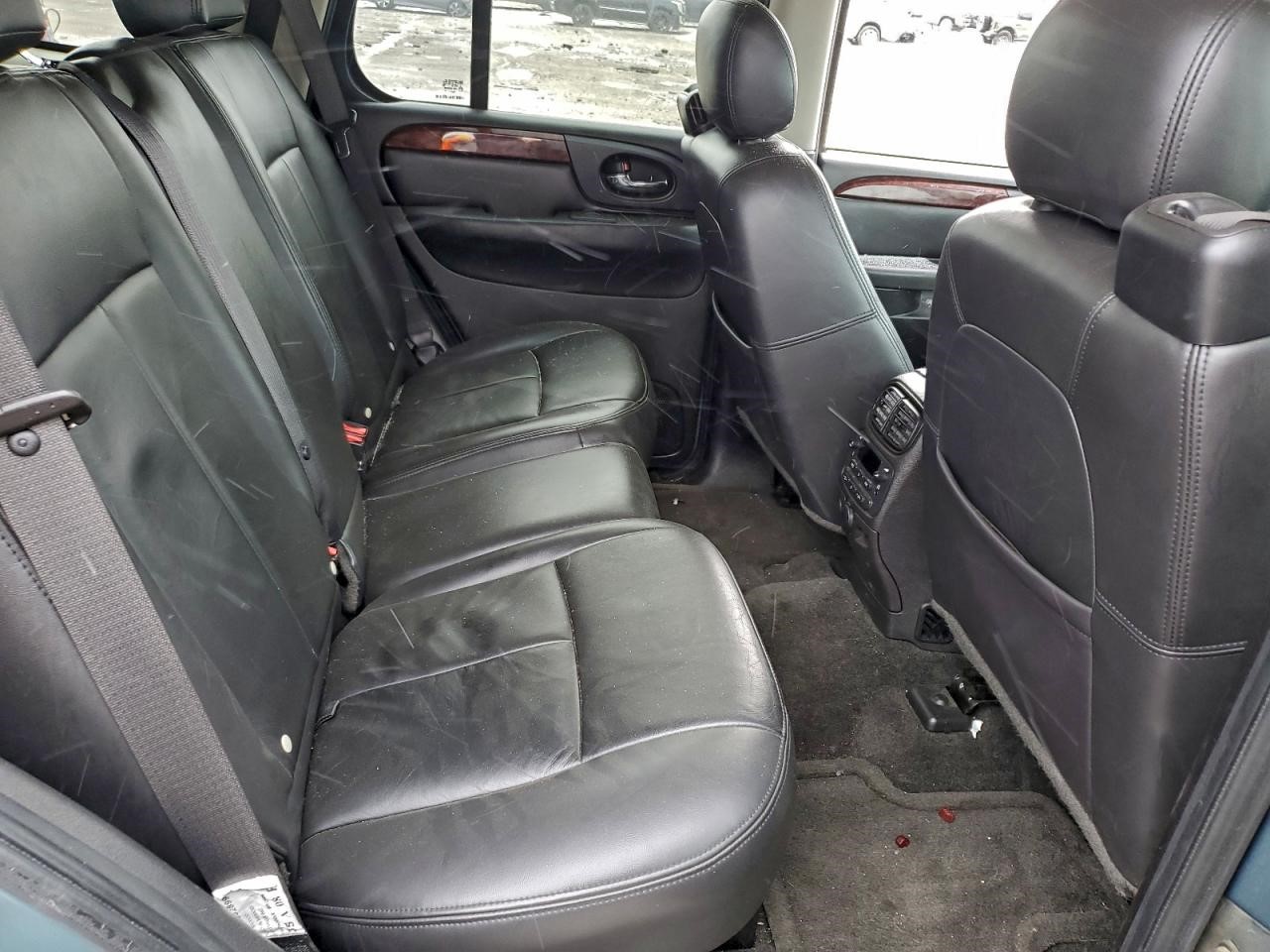 https://f005.backblazeb2.com/file/img-partshotlines-com/Inventory/MA734/Vehicle/23535_11.jpg
