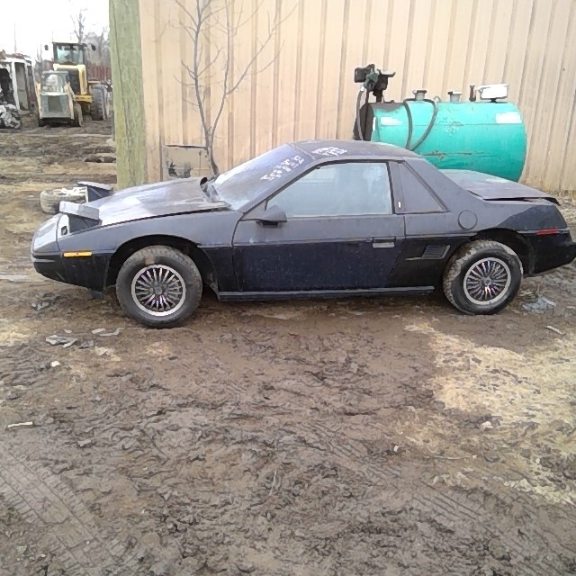 https://f005.backblazeb2.com/file/img-partshotlines-com/Inventory/MA734/Vehicle/23640_02.jpg