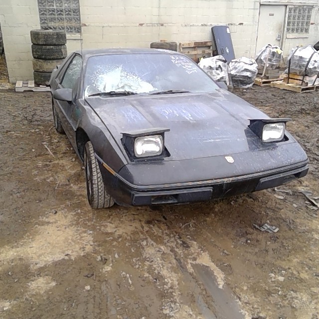 https://f005.backblazeb2.com/file/img-partshotlines-com/Inventory/MA734/Vehicle/23640_07.jpg
