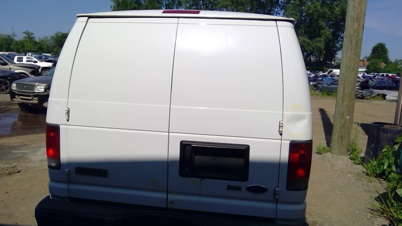 https://f005.backblazeb2.com/file/img-partshotlines-com/Inventory/MA734/Vehicle/23826_05.jpg