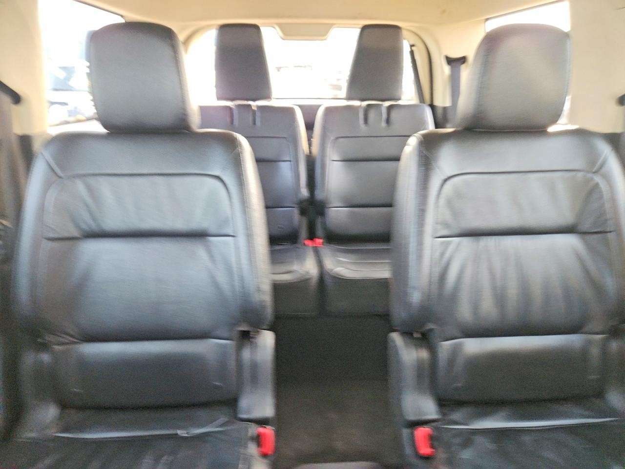 https://f005.backblazeb2.com/file/img-partshotlines-com/Inventory/MA734/Vehicle/23975_09.jpg