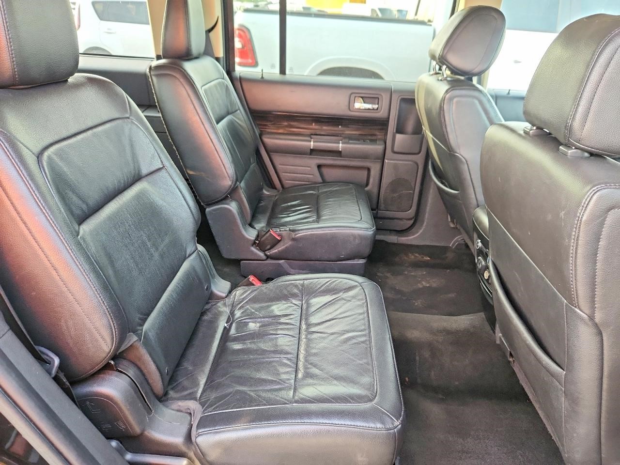 https://f005.backblazeb2.com/file/img-partshotlines-com/Inventory/MA734/Vehicle/23975_10.jpg