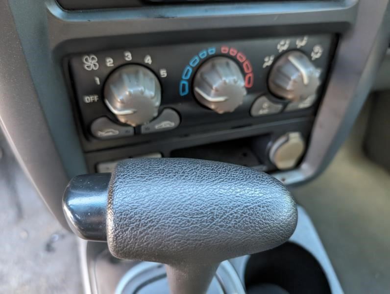 https://f005.backblazeb2.com/file/img-partshotlines-com/Inventory/MA79/Vehicle/73108_03.jpg