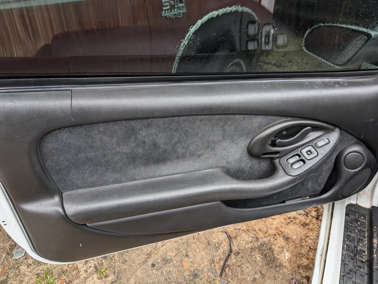 https://f005.backblazeb2.com/file/img-partshotlines-com/Inventory/MA79/Vehicle/76112_07.jpg