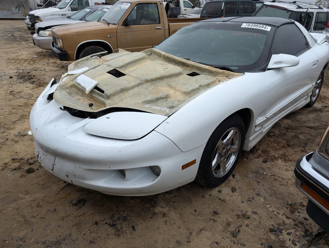 https://f005.backblazeb2.com/file/img-partshotlines-com/Inventory/MA79/Vehicle/76112_12.jpg