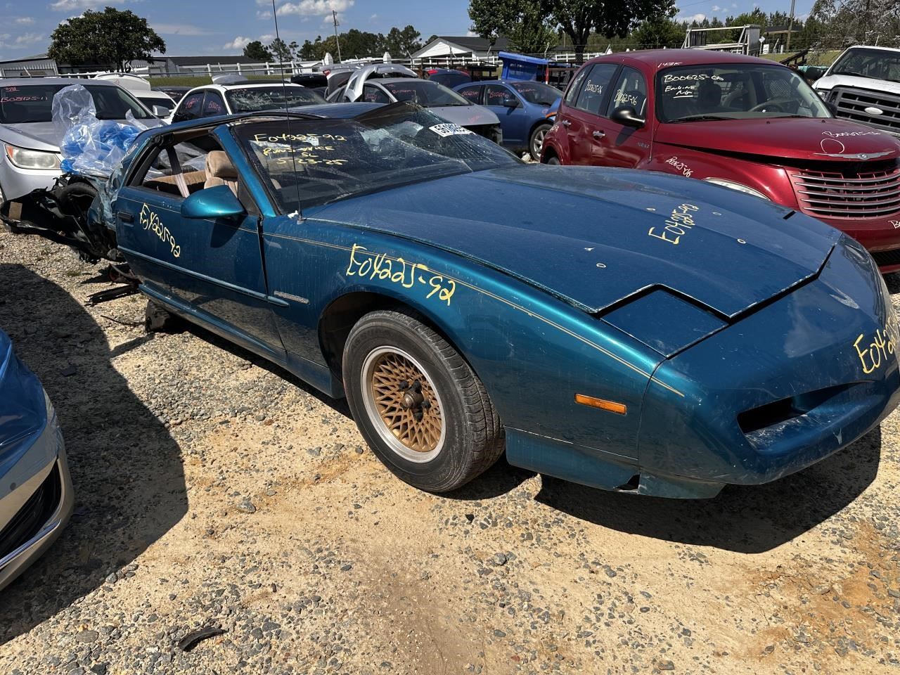 https://f005.backblazeb2.com/file/img-partshotlines-com/Inventory/MA79/Vehicle/77473_03.jpg