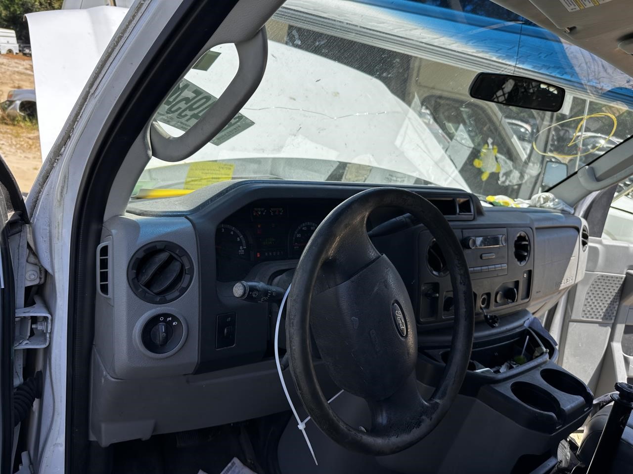 https://f005.backblazeb2.com/file/img-partshotlines-com/Inventory/MA79/Vehicle/78602_12.jpg