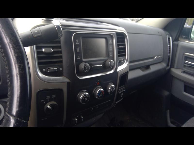 https://f005.backblazeb2.com/file/img-partshotlines-com/Inventory/MS146/Vehicle/15282_01.jpg