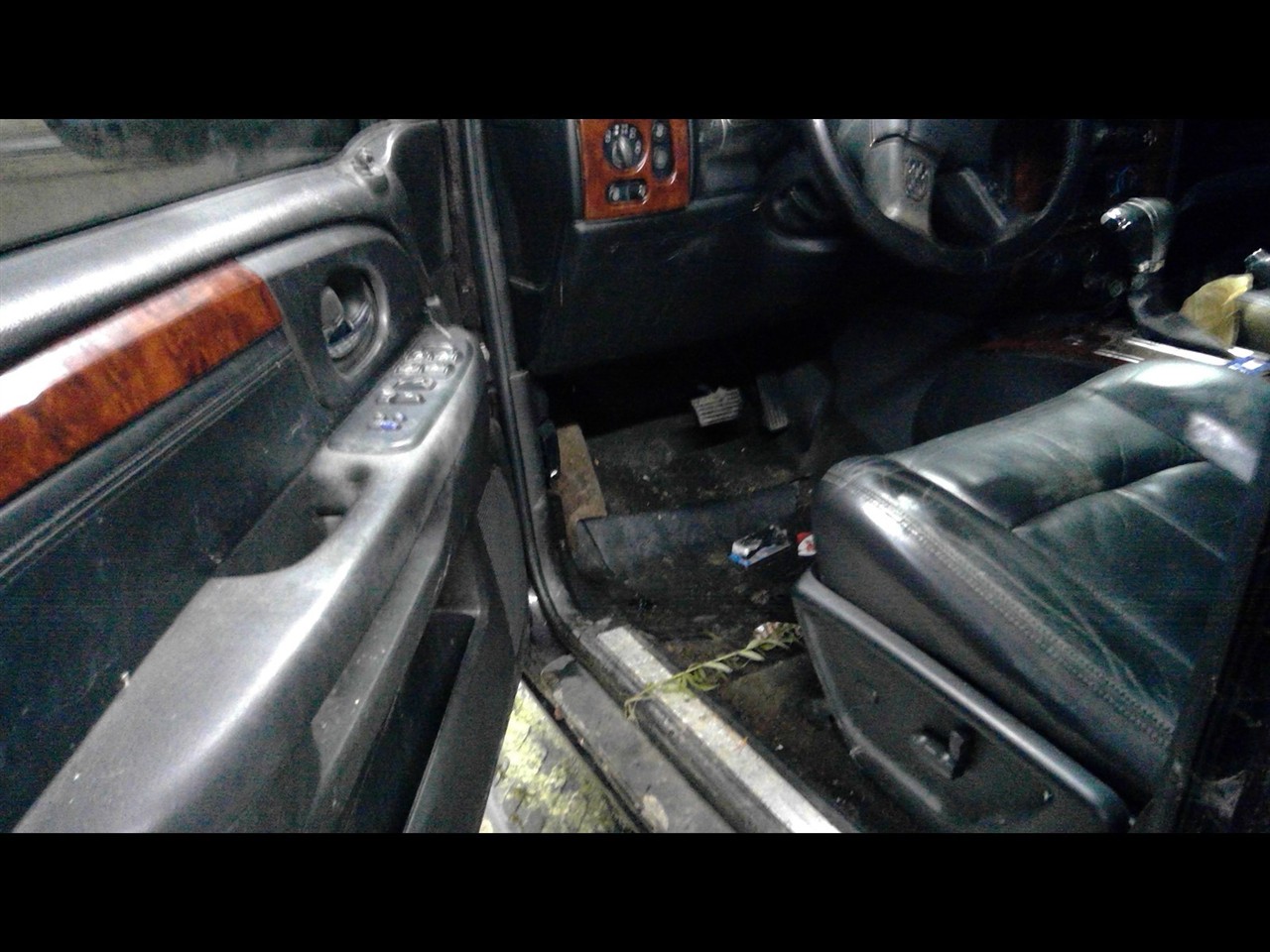 https://f005.backblazeb2.com/file/img-partshotlines-com/Inventory/MS187/Vehicle/8771_07.jpg