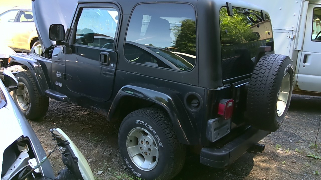 https://f005.backblazeb2.com/file/img-partshotlines-com/Inventory/NE174/Vehicle/25070_01.jpg