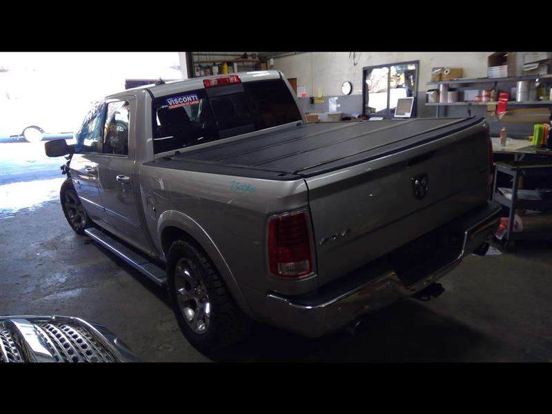 https://f005.backblazeb2.com/file/img-partshotlines-com/Inventory/NE175/Vehicle/27586_04.jpg