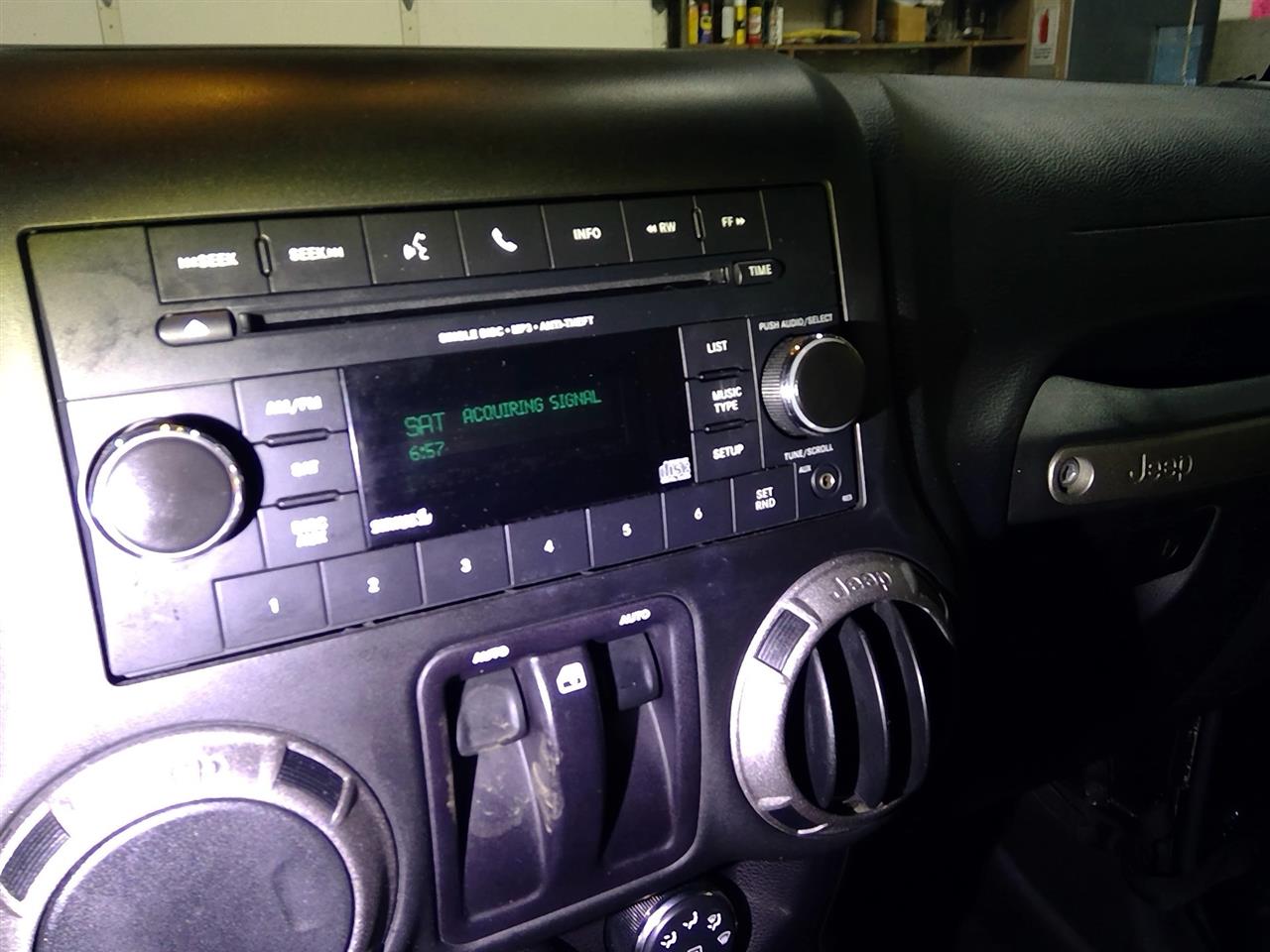 https://f005.backblazeb2.com/file/img-partshotlines-com/Inventory/NE175/Vehicle/39598_09.jpg