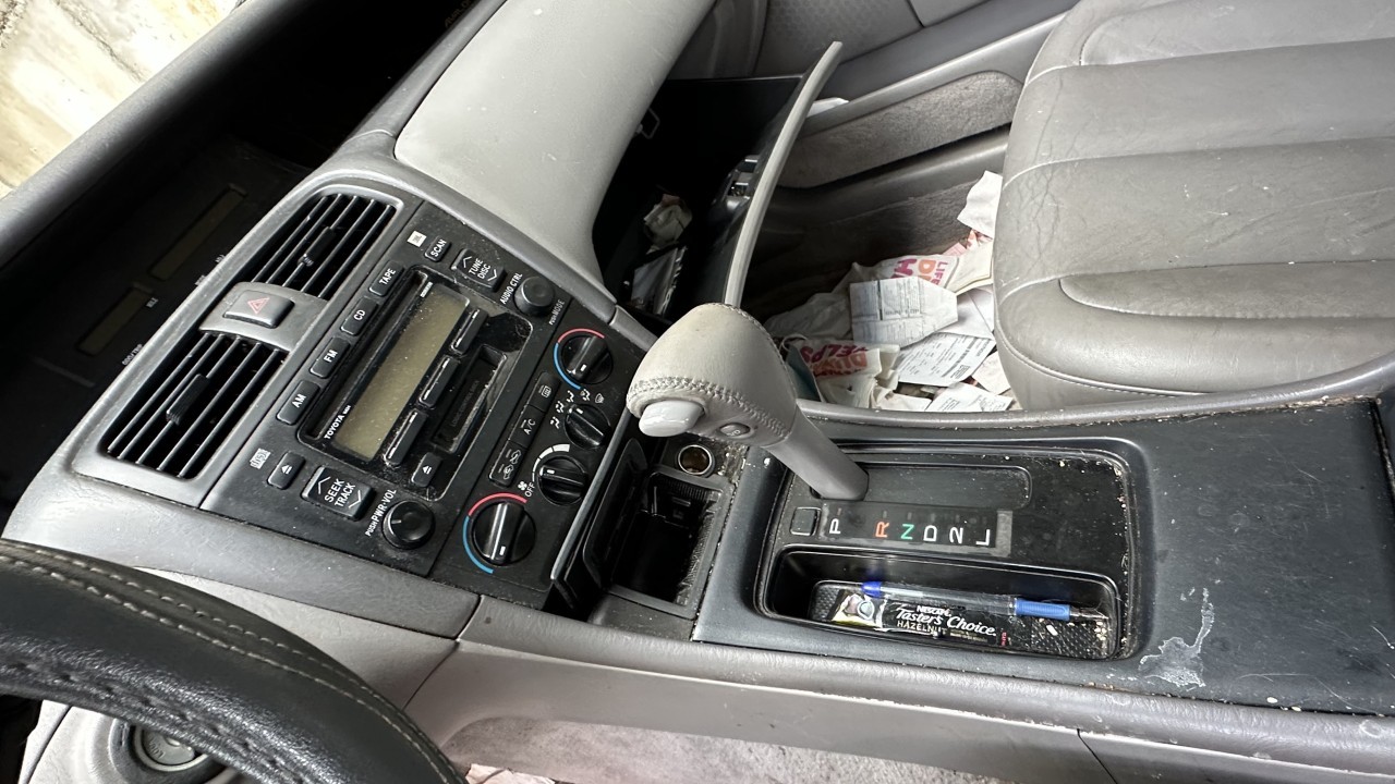 https://f005.backblazeb2.com/file/img-partshotlines-com/Inventory/NE179/Vehicle/63143_01.jpg