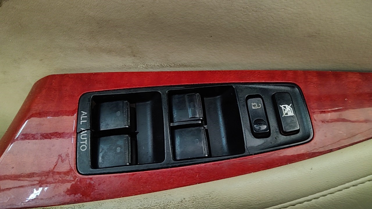 https://f005.backblazeb2.com/file/img-partshotlines-com/Inventory/NE219/Vehicle/492649_12.jpg