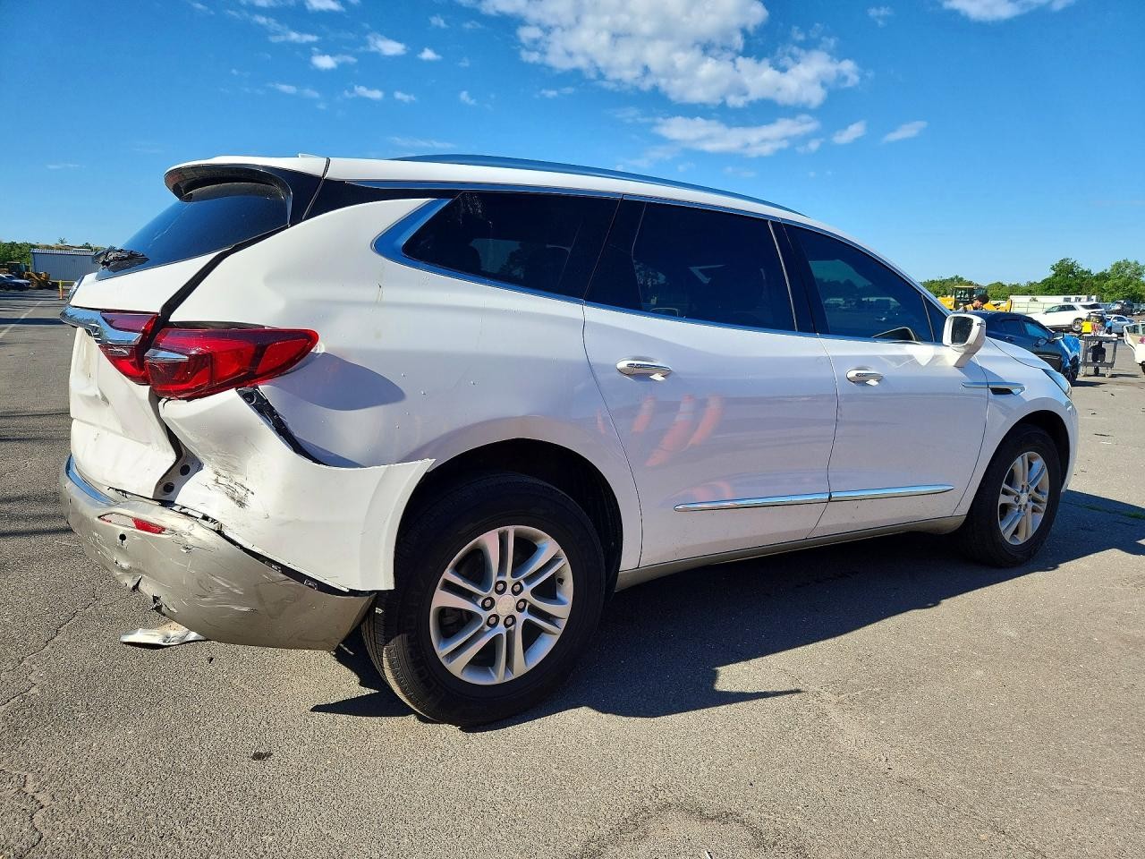 Vehicle/128184_09.jpg