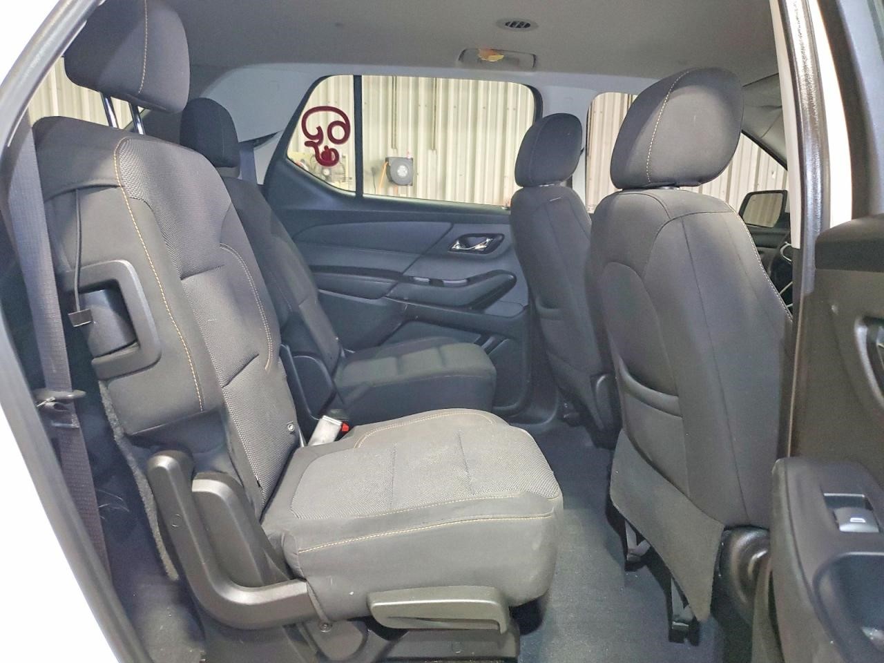 Vehicle/142864_11.jpg