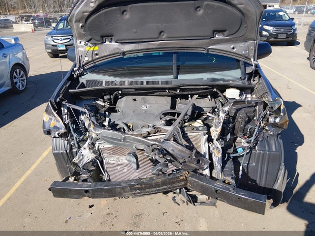 https://f005.backblazeb2.com/file/img-partshotlines-com/Inventory/NE228/Vehicle/143564_10.jpg