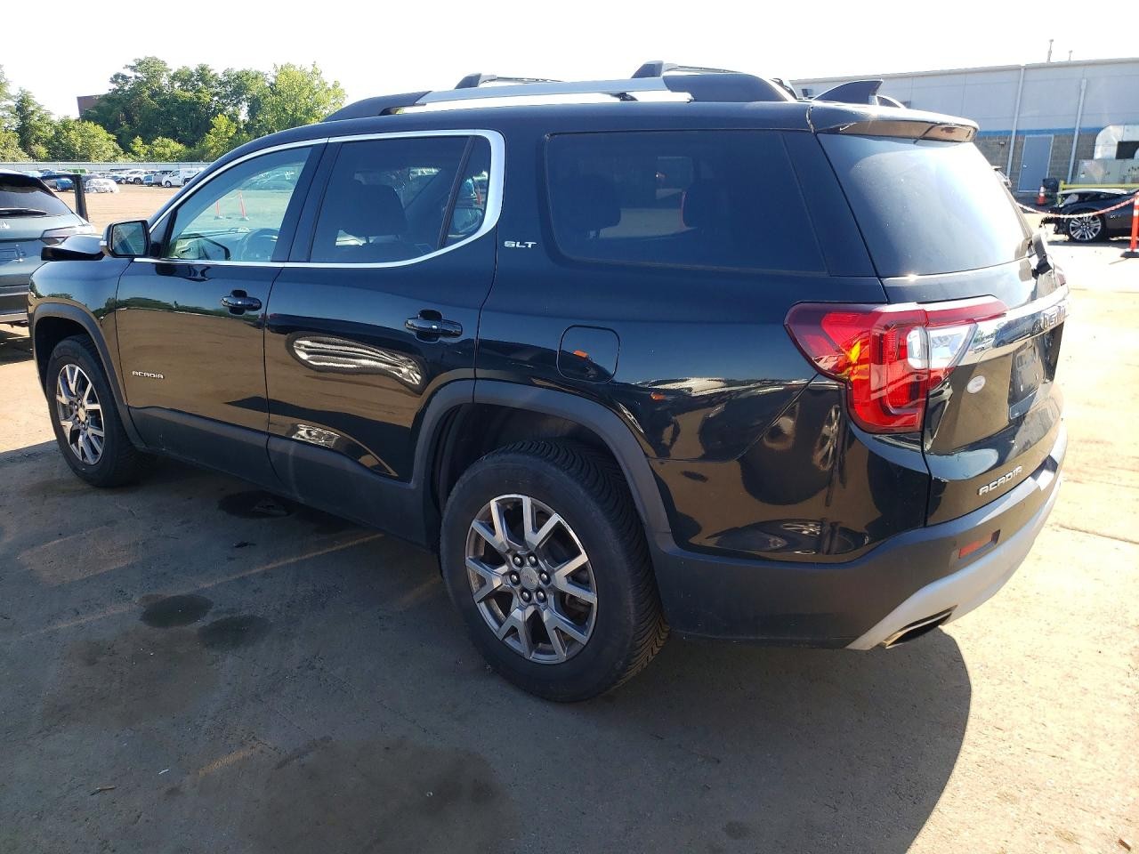 Vehicle/144087_02.jpg