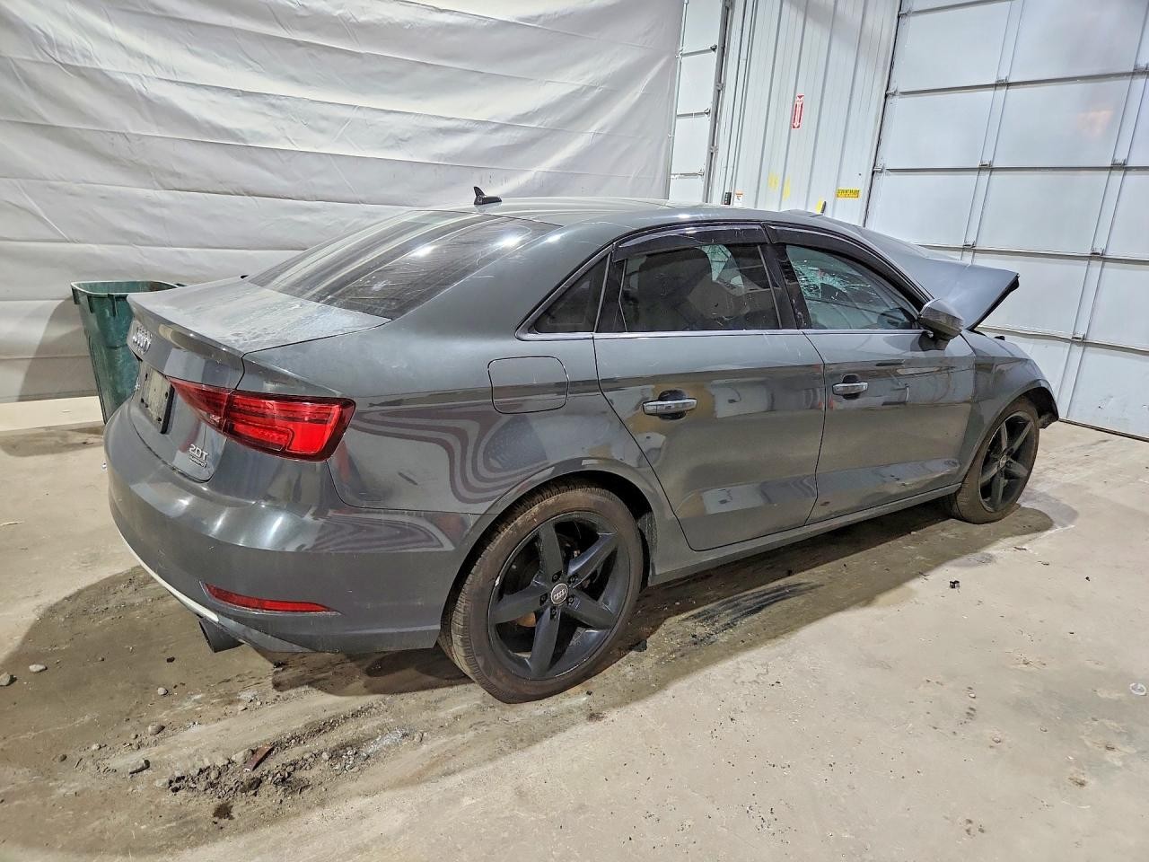 Vehicle/144164_03.jpg